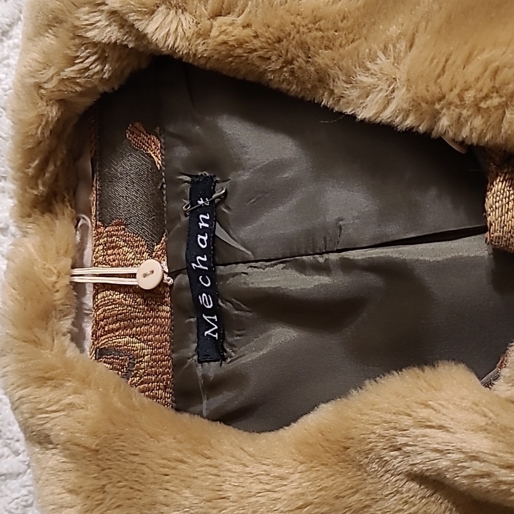Embroidered Blazer - Picture 4 of 7